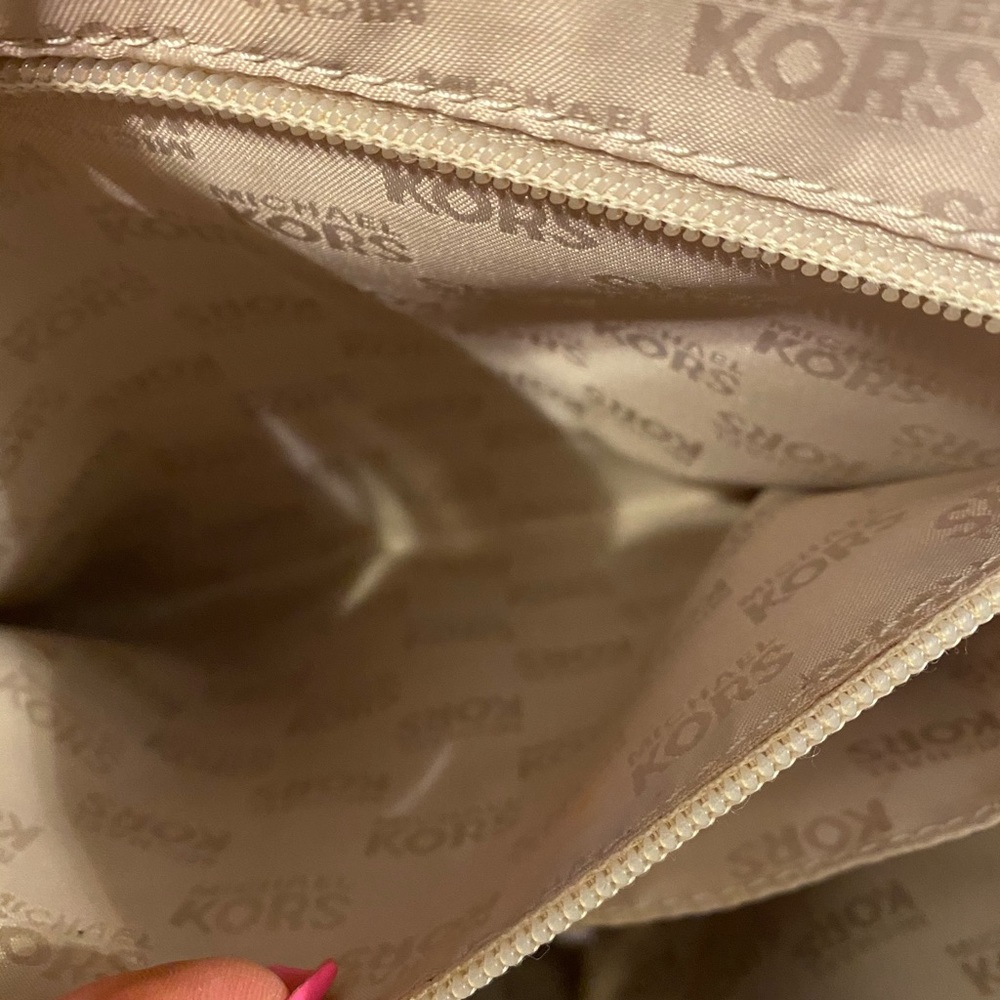 Light Pink/Beige MK Satchel Purse - Picture 5 of 12
